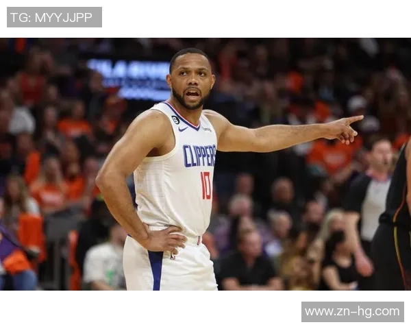 美记称戈登创生涯最佳表现 库里标志性操作依然主宰比赛不愧大厨之称 美记称戈登创生涯最佳表现 库里标志性操作依然主宰比赛不愧大厨之称