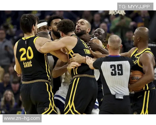 美网友热议追梦替补席吃T 12月禁赛或成现实 熟悉的场景再现